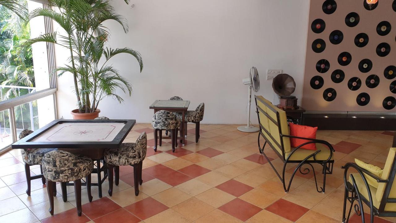 Resort Silver Hills Lonavala Extérieur photo