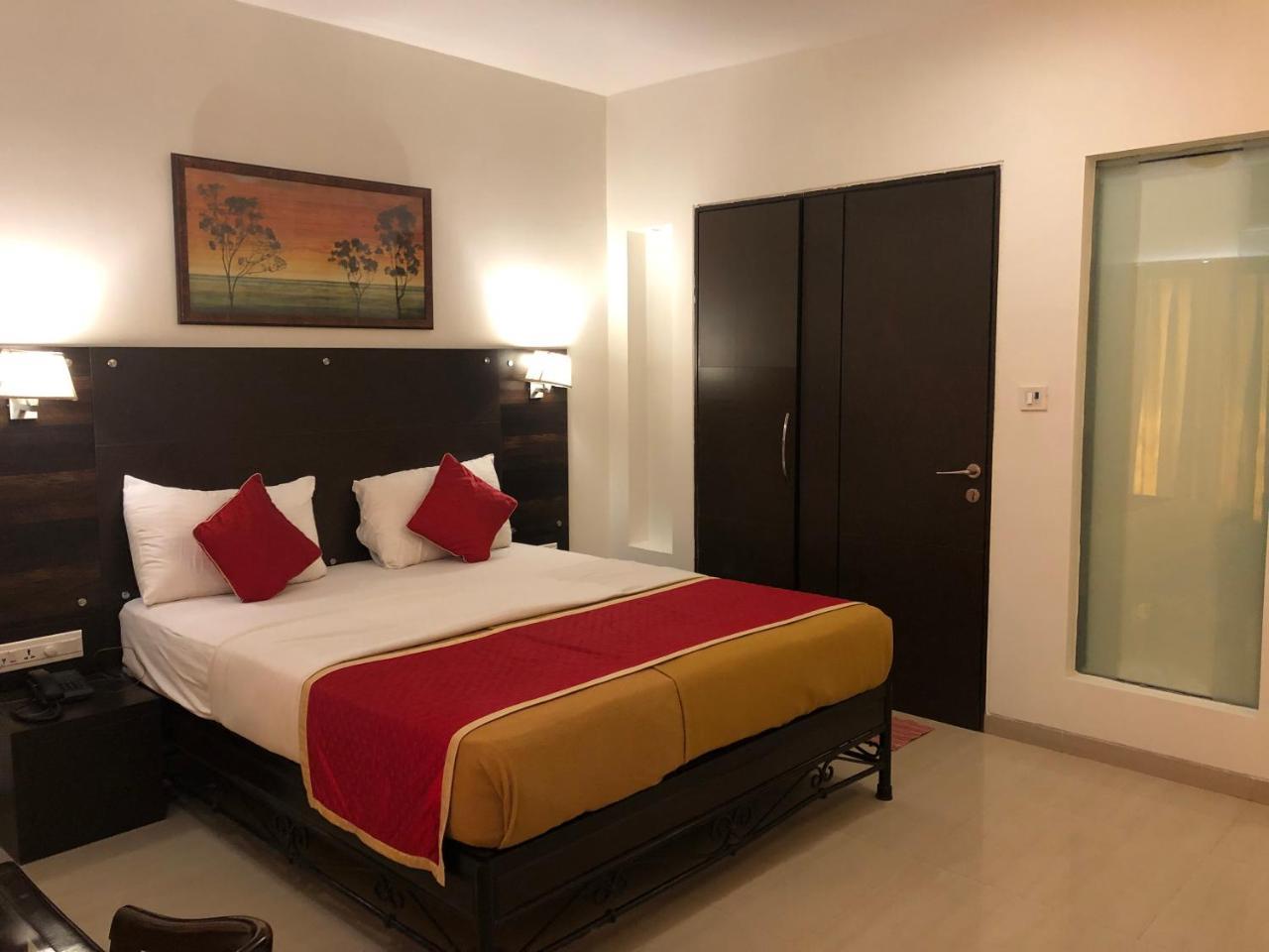 Resort Silver Hills Lonavala Extérieur photo